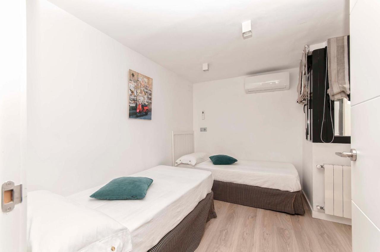 Atico Colon 21 Apartment Alicante Exterior photo